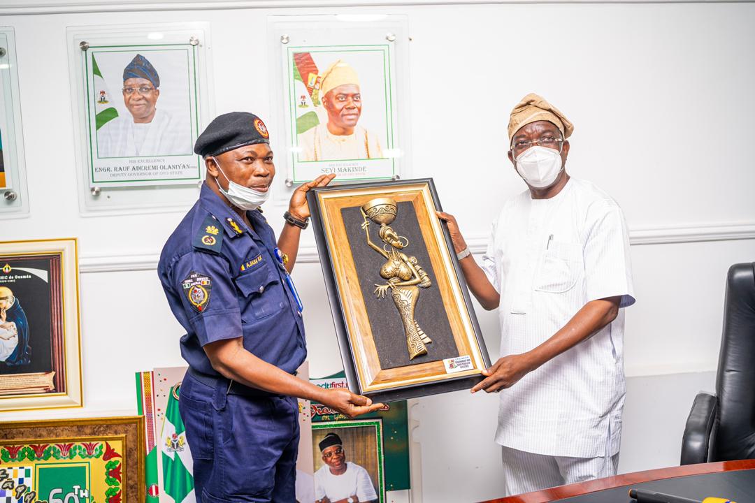 Makinde Pledges Continue Support For State, Federal Fire Services.